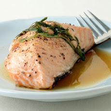 Grilled Salmon with Garlic, Lemon, and Basil