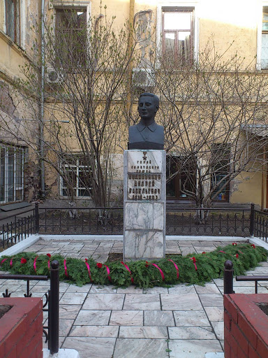 Памятник Водянникову