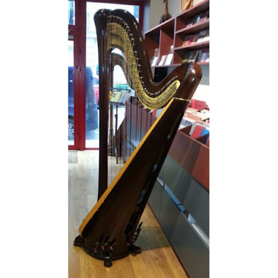 Acheter Harpe Venus "Diplomat" 47 cordes "Grand Concert" à Paris chez Le  magasin de la Harpe - Dilengo