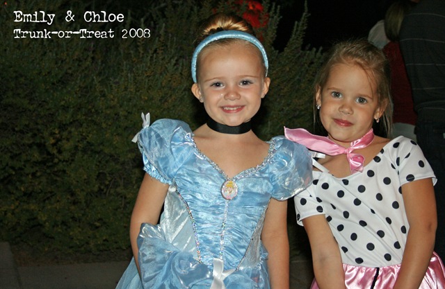 [Emily & Chloe[4].jpg]