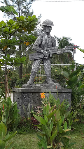 Inkopad Army statue