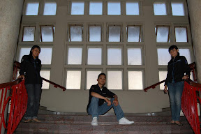 yang cari uaaaaang