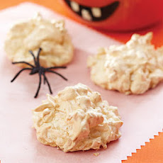 Ghostly Macaroons