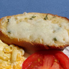 Cheesy Baked Garlic Bread Slices