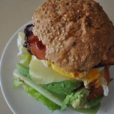 Bacon and Egg Roll (Sandwiches)
