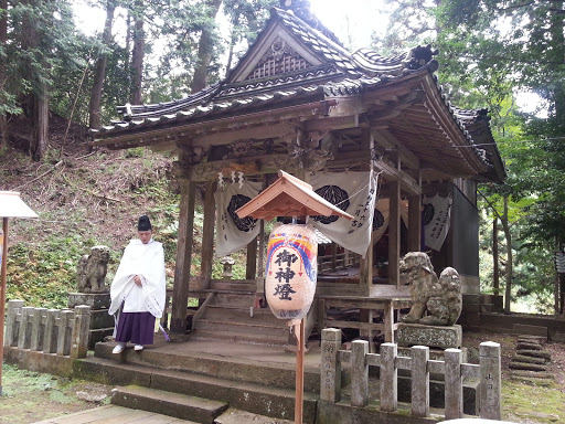 日置神社本殿