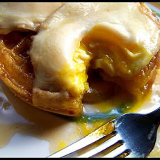 Maple Syrup Fried Eggs on Waffles