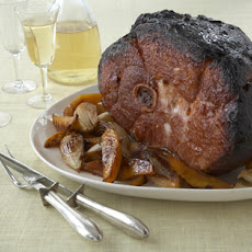 Baked Smoked Ham with Mango