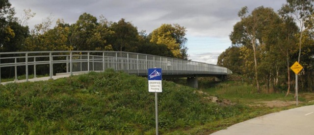 [02-sep new dandy creek bridge pano-1[3].jpg]