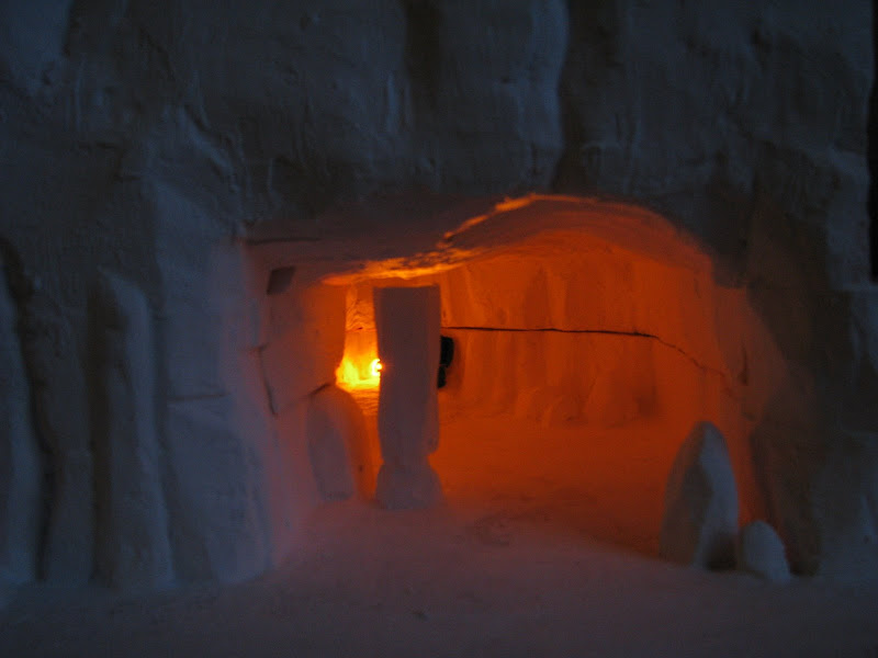 Eclairage de la grotte marine, vu de près
