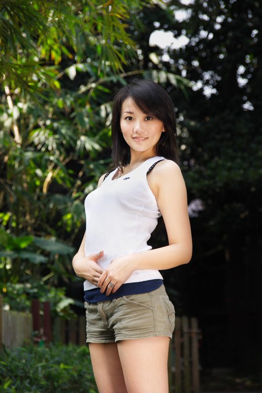 Charmes d'Asie - Modèle asiatique