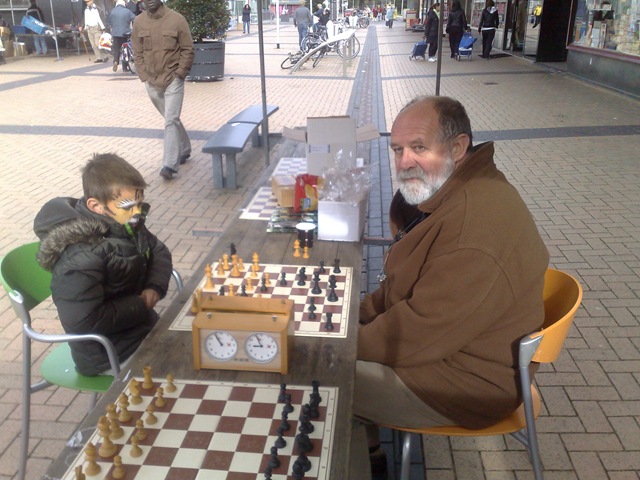 [04102008062[2].jpg]