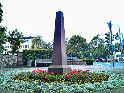 Obelisk Am Schlosspark