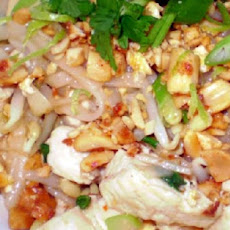 Bangkok Style Chicken Pad Thai