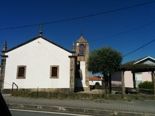 Capela de S Tiago da Cruz