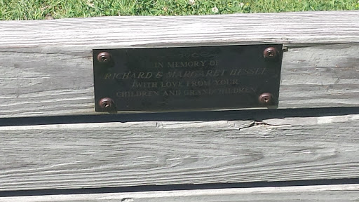 In Memory of Richard And Margaret Hessel