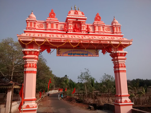 Entrance of Jai Devada Narsnoda Gova Mandir 