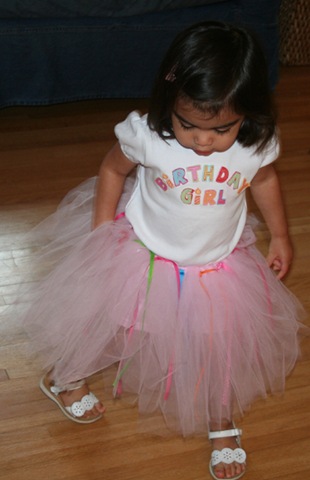 [partydancing[4].jpg]
