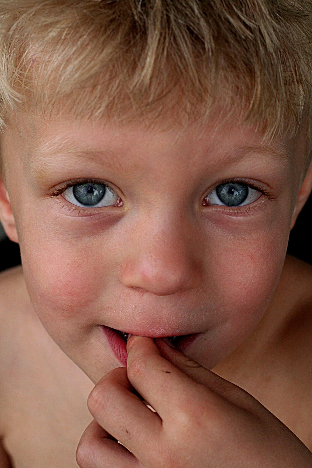 [ChristianBlueBerry[4].jpg]