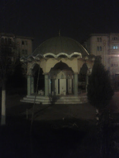 Sapak Camii Şadırvan