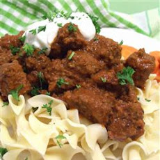 Smoked Paprika Goulash for the Slow Cooker