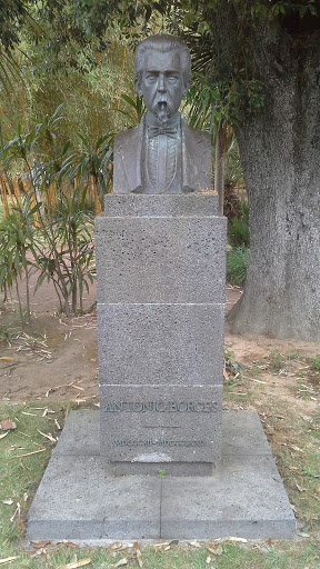 Busto de António Borges