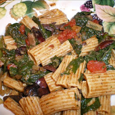 Penne With Spinach, Tomatoes and Olives