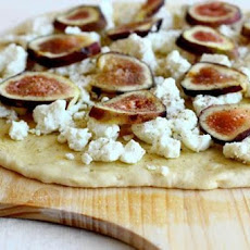 Fig and Goat Cheese Pizza