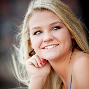by Jamie Weiss - Portrait & People School & Senior