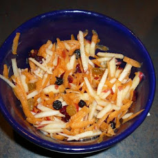 Apple Carrot and Raisin Salad