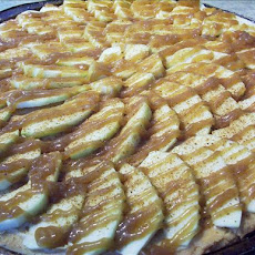 Taffy Apple Pizza