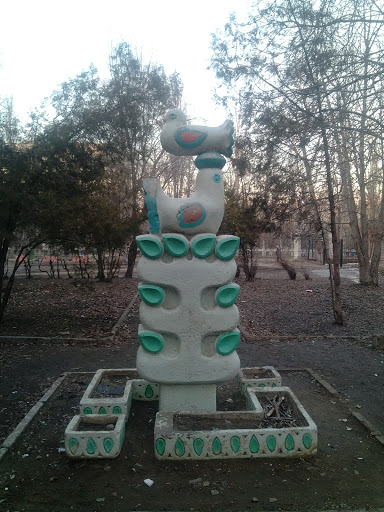 Памятник Уточкам
