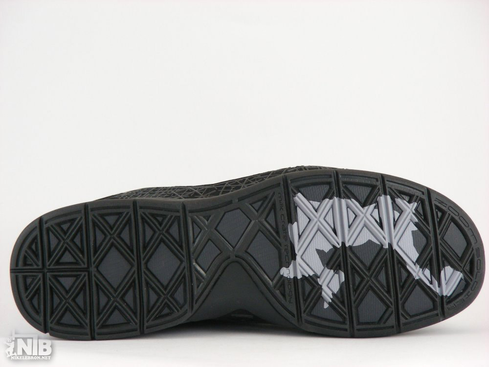 nike zoom lebron soldier ii