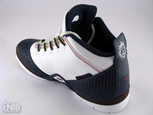 LeBron8217s White and Navy Zoom Soldier II Showcase