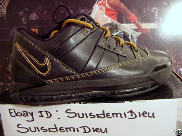 Unreleased Nike Zoom LeBron III Low BlackGold Sample