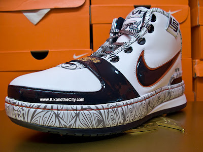 WITNESS GOLD Nike Zoom LeBron VI UWR USA Basketball nike-zoom-lebron-6-pe-olympic-united-we-rise-3-03 WITNESS GOLD Nike Zoom LeBron VI UWR USA Basketball