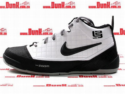 Another Look at the White/Black Mandarin LBJ Ambassador nike zoom lebron ambassador gr black white grey 5 01 Another Look at the White/Black Mandarin LBJ Ambassador