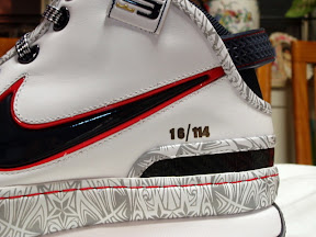 nike zoom lebron 6 pe olympic united we rise 5 13 King James Nike Zoom LeBron VI Witness Gold More Pics