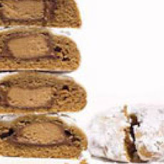 Peaunut-Butter-Cup-Stuffed Ginger Cookies