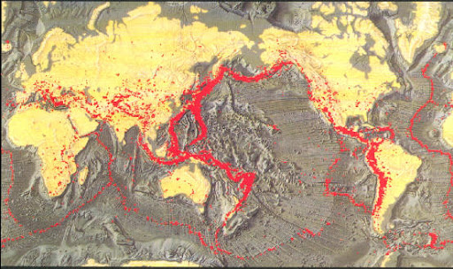  全球强震分布与板块构造