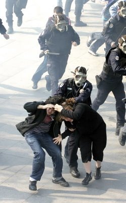 [01MAYISBESIKTAS_(3)[3].jpg]