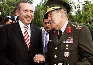 [erdogan-buyukanit[4].jpg]