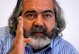 [mehmet altan2[2].jpg]