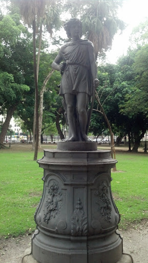 Estátua primeira do Passeio Público