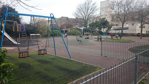Hothamton Playground