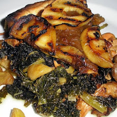Kale with Sauteed Apple and Onion