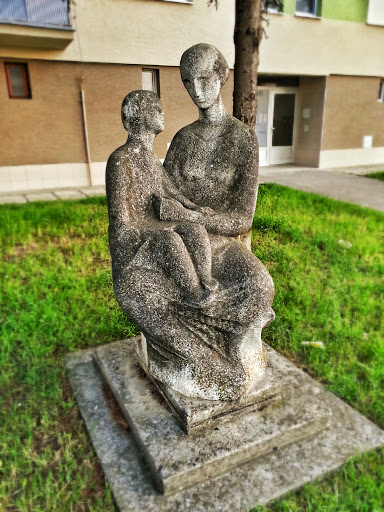 Dievca s matkou