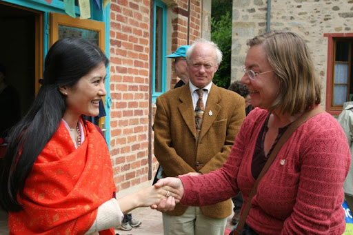 Khandro Tseyang & Semo Sonam walking Dechen Choling - (c) Helen Vink 2008