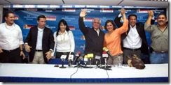 Caracas,13/05/08-Acto de presentacion de los candidatos del partido Un Nuevo Tiempo el presidente del partido Omar Barboza dio a conocer los nombres de todos los aspirantes a las gobernaciones y alcaldia del pais en la grafica los candidatos de las alcaldias del Distrito Capital (Caracas) de izquierda a derecha: Stalin Gonzalez(Libertador), Gerardo Blyde(Baruta) Delsa Solorsano(El Hatillo), el presidente del partido Omar Barboza, Liliana Hernandez(Chacao) y Willian Ojeda(Sucre), Jose Luis farias para la gobernacion del estado Vargas. FOTO: NEWS FLASH JC.