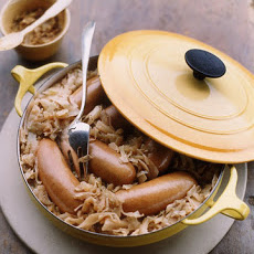 Knockwurst with Braised Cabbage and Apples